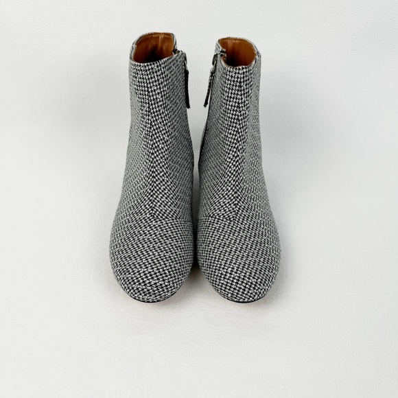 Kurt Geiger Big Kid Booties - Picture 2 of 8